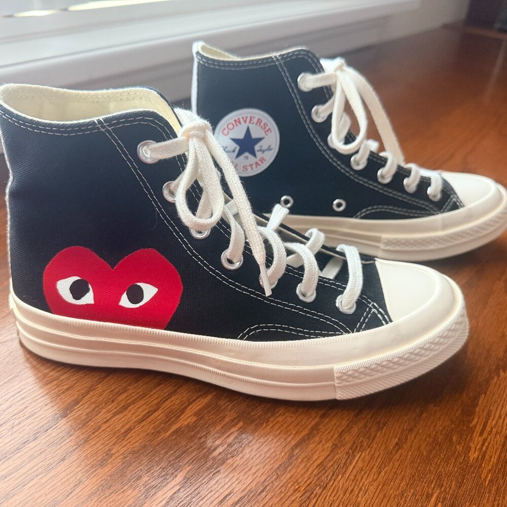 Comme des Garçons PLAY x Converse Sneakers